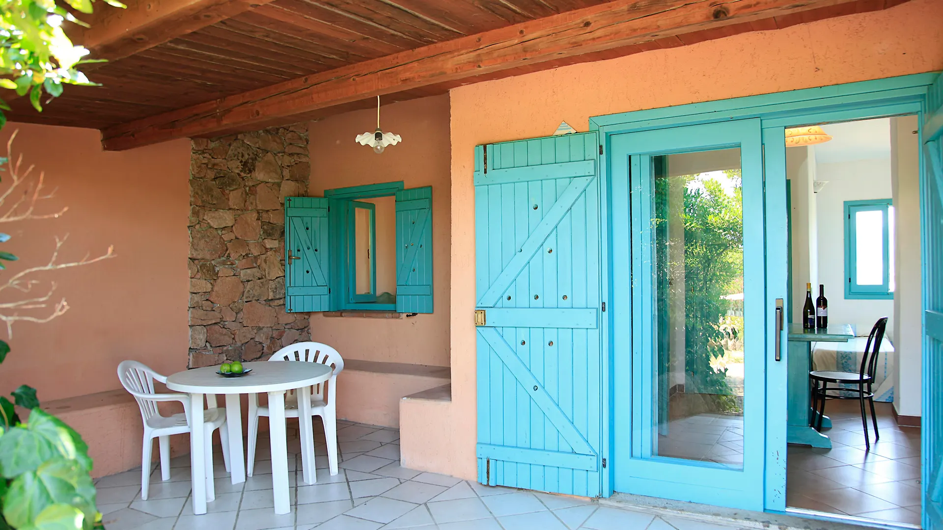 Ξενοδοχείο με διαμερίσματα Residence Hotel Lu Nibareddu San Teodoro
